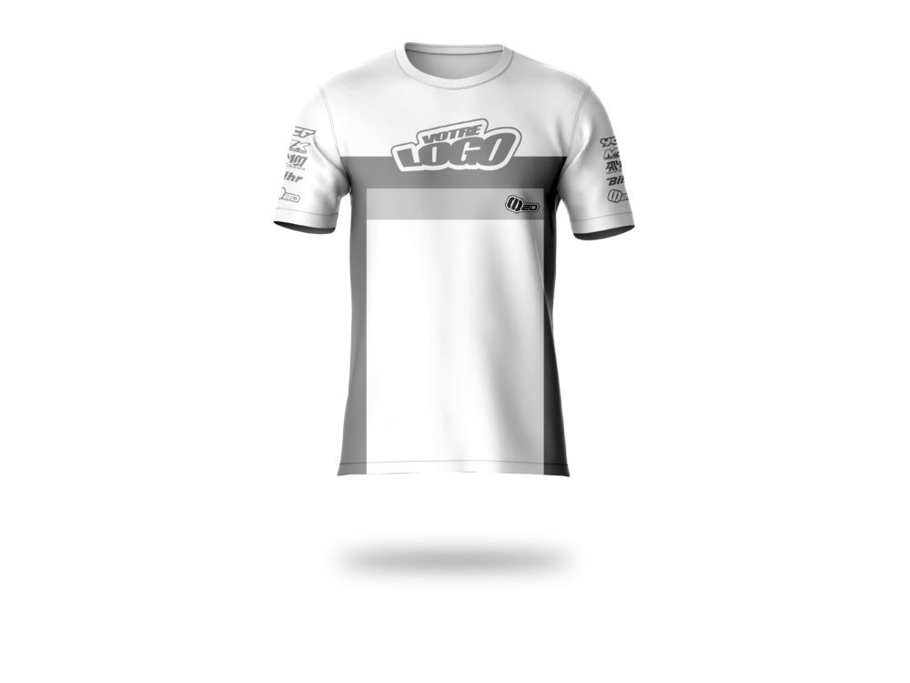 Vue de face d'un t-shirt manche courtes couleur blanc gris