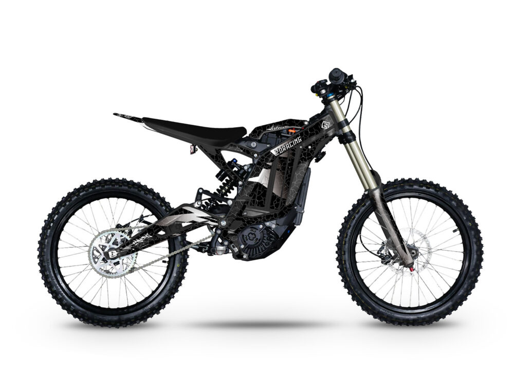 2DR-6-SUR-RON-LIGHT-BEE-BLACK-WHITE-SIDE